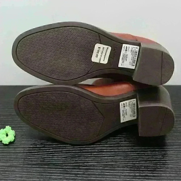 Clarks Mascarpone Bay Brown Leather Ankle Boots - Picture 12 of 12